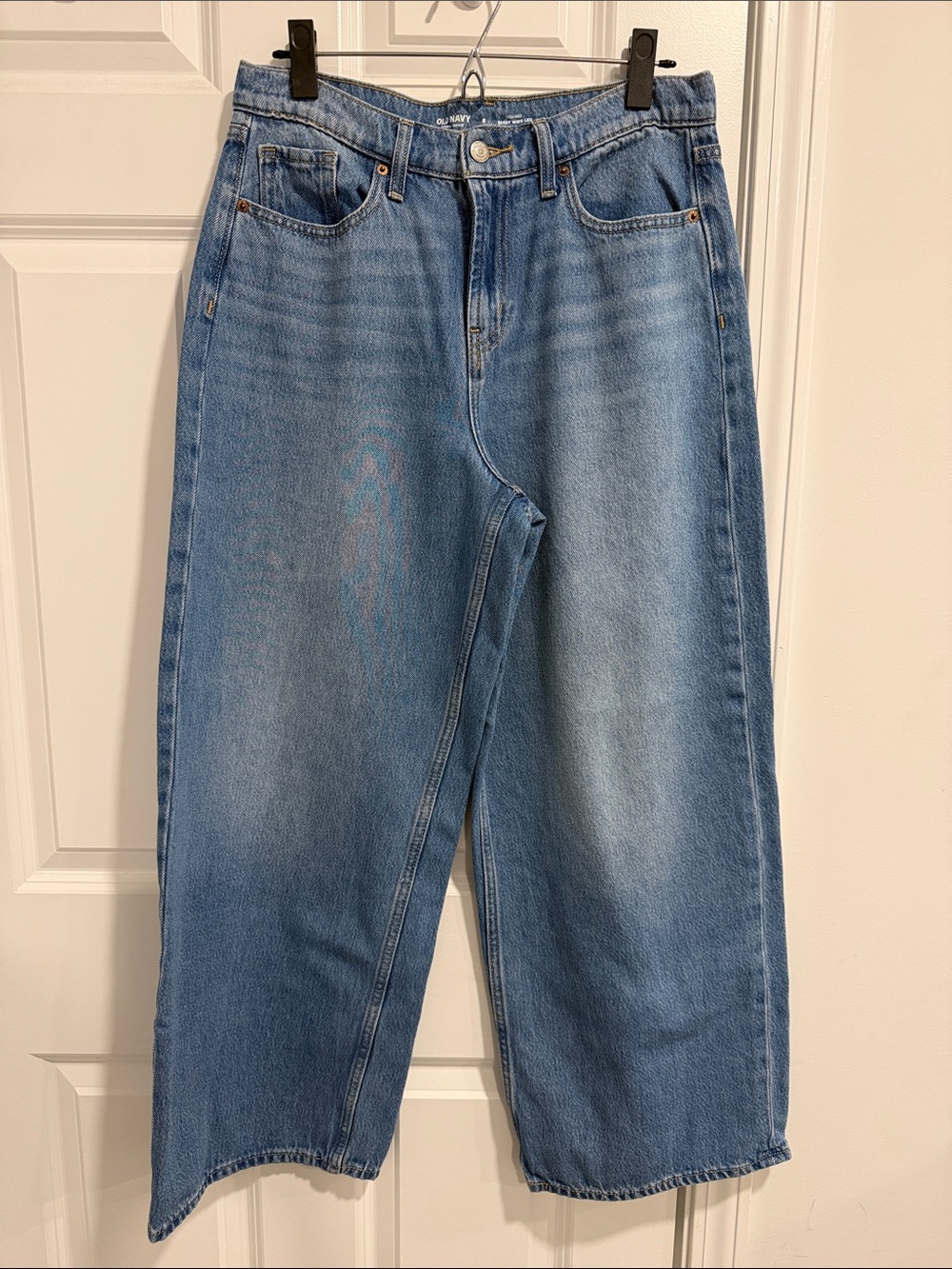 LIKE NEW Women’s Old Navy Drapey Denim High Rise Baggy Wide Leg Size 8